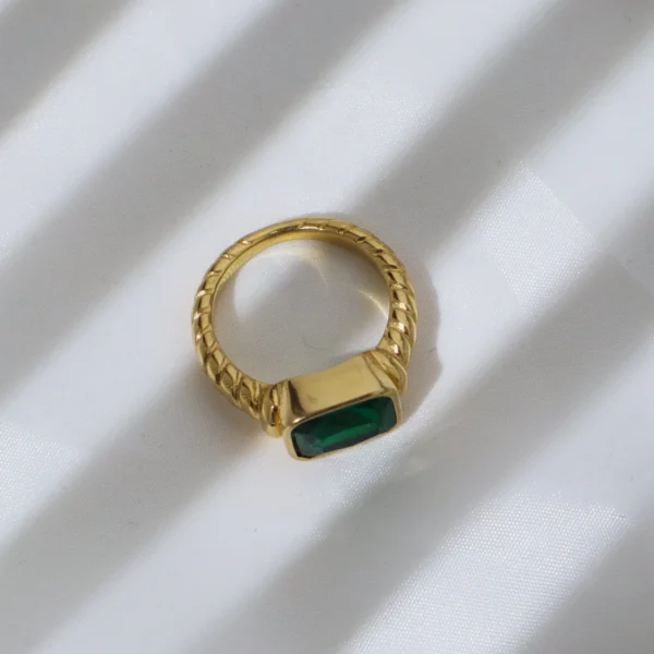 Ladies 18k Gold Plated Stainless Steel Croissant Wedding Rings Jewelry Women Green Emerald Cubic Zirconia Birthstone Ring - Image 5