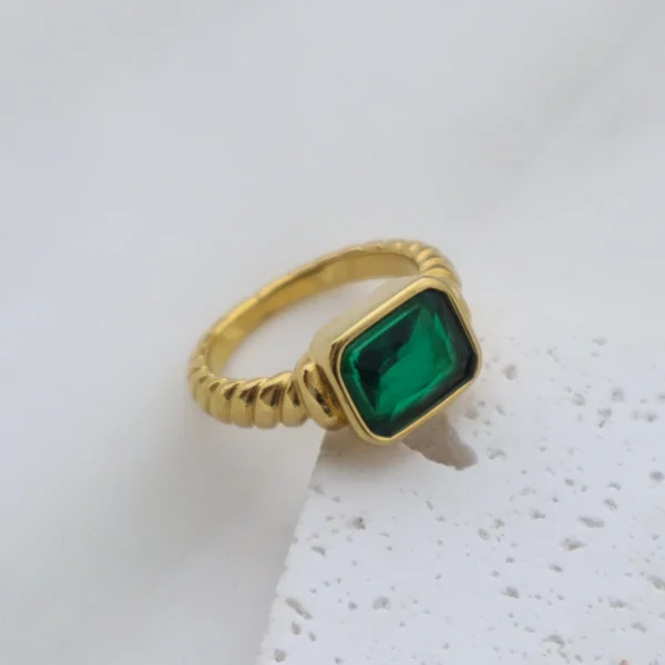 Ladies 18k Gold Plated Stainless Steel Croissant Wedding Rings Jewelry Women Green Emerald Cubic Zirconia Birthstone Ring - Image 4