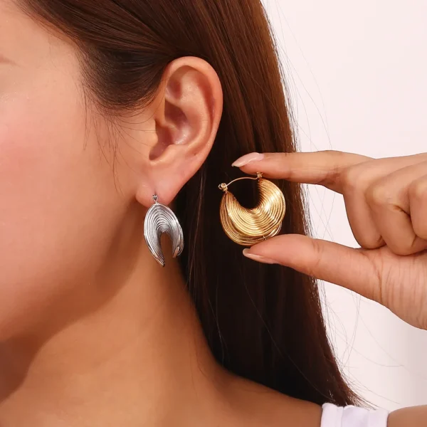 2024 Tarnish Free Unique Stainless Steel Geometric Statement Hoop Earrings Chunky 18k Gold Plated Earrings Jewelry Women - Image 6