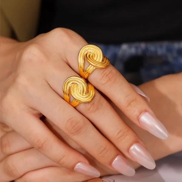 Waterproof Jewelry 18K Gold Plated Neo Gothic Knot Irregular Tie Ring Cowgirl Women Fashion Stainless Steel Twisted Stripes Ring - Image 2