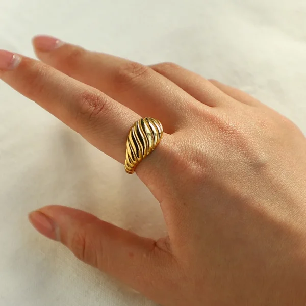 Minimalist Stainless Steel Croissant Ring Women Waterproof 18K Gold Plated Twisted Dome Rings Jewelry Women - Image 3