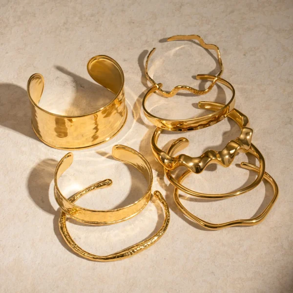 Tarnish Free Jewelry 18K Gold Plated Hammer Pattern Irregular Open Cuff Bangle Women Dainty Stainless Steel Charm Bracelets