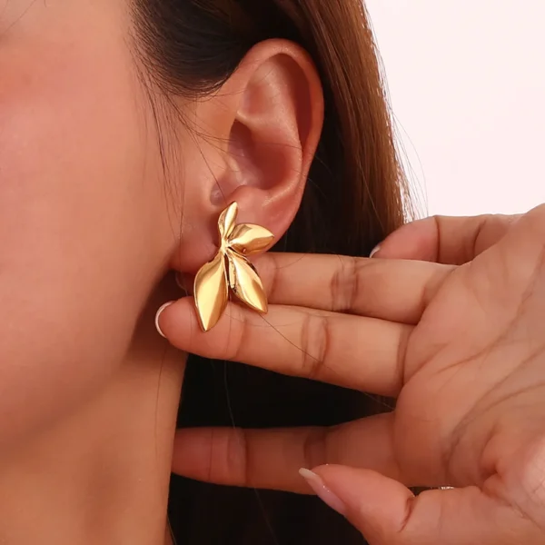 Waterproof 18k Gold Plated Flower Stud Earrings Women Designer Dainty Stainless Steel Statement Leaf Shaped Earrings Jewelry - Image 6