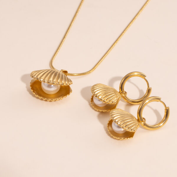 Fashion Freshwater Pearl Earrings Necklace Set for Women 18K Gold Plated Stainless Steel Shell Pendant Necklaces Jewelry - Image 5